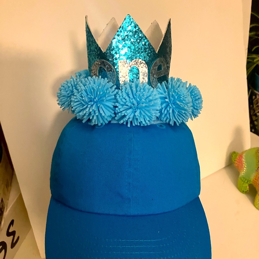 Child’s boys 1 yr old birthday hat (pink one is also available) adjustable